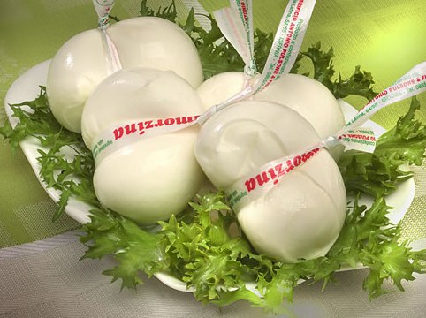 Raw cow's milk Mozzarella 